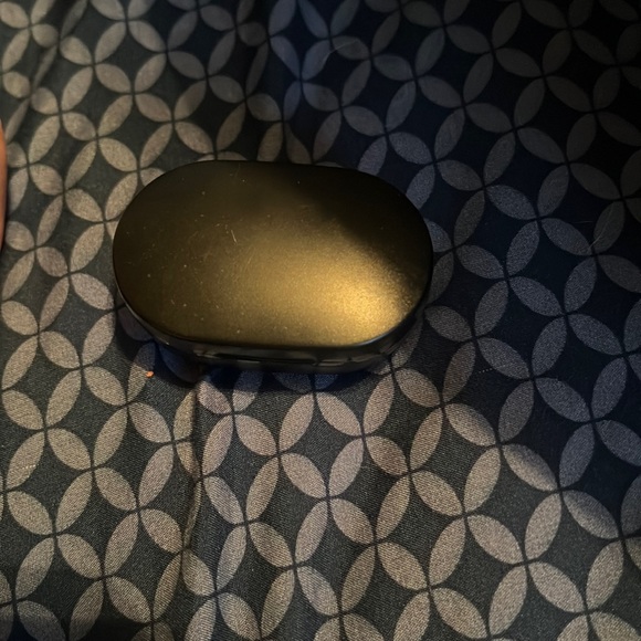 Black - Picture 1 of 6